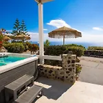Phaos Santorini