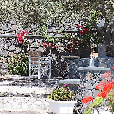 Phaos Santorini Hotel 3*
