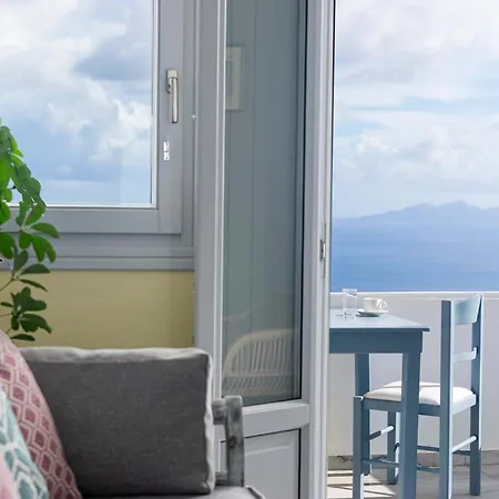 Hotel Phaos Santorini 3*