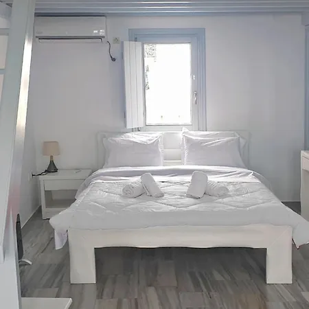 Phaos Santorini Otel