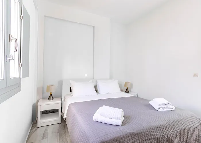 Phaos Santorini Hotel 5*