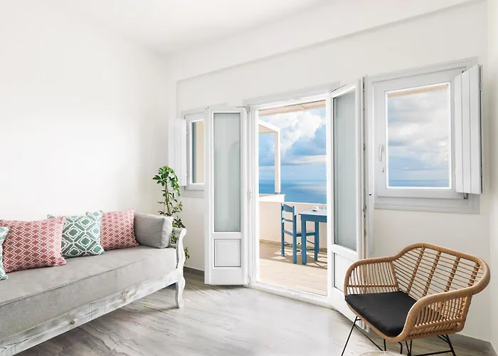 Отель Phaos Santorini