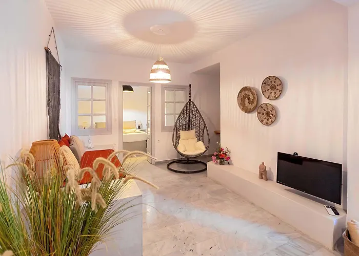 فندق Phaos Santorini 5*