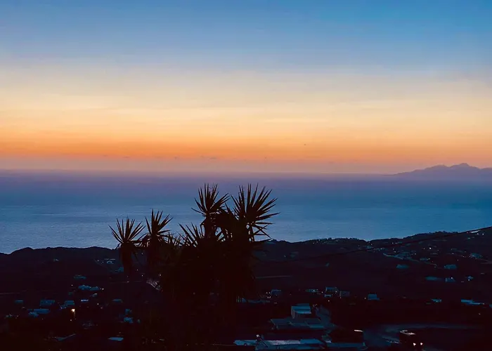 فندق Phaos Santorini 5*