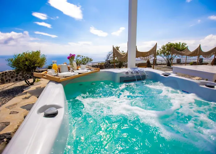 Phaos Santorini فندق إيميروفيغلي